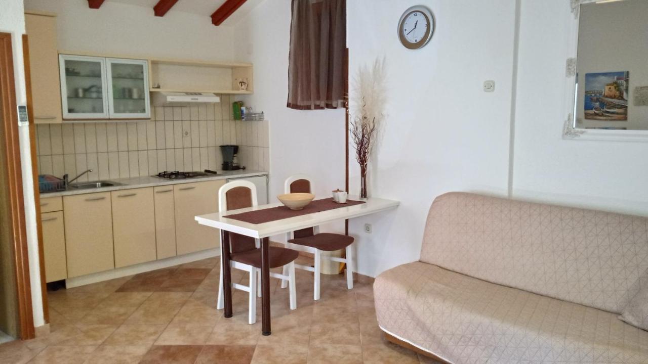 Apartments Janjac Vodice Buitenkant foto