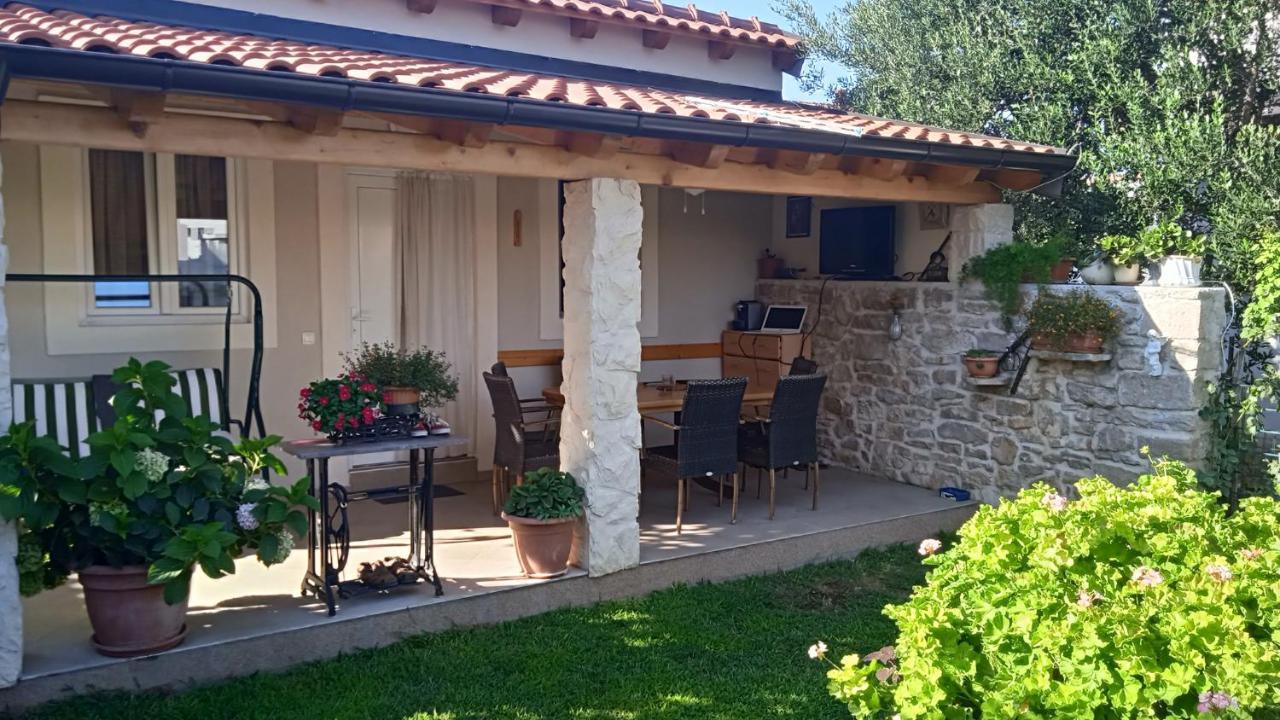 Apartments Janjac Vodice Buitenkant foto