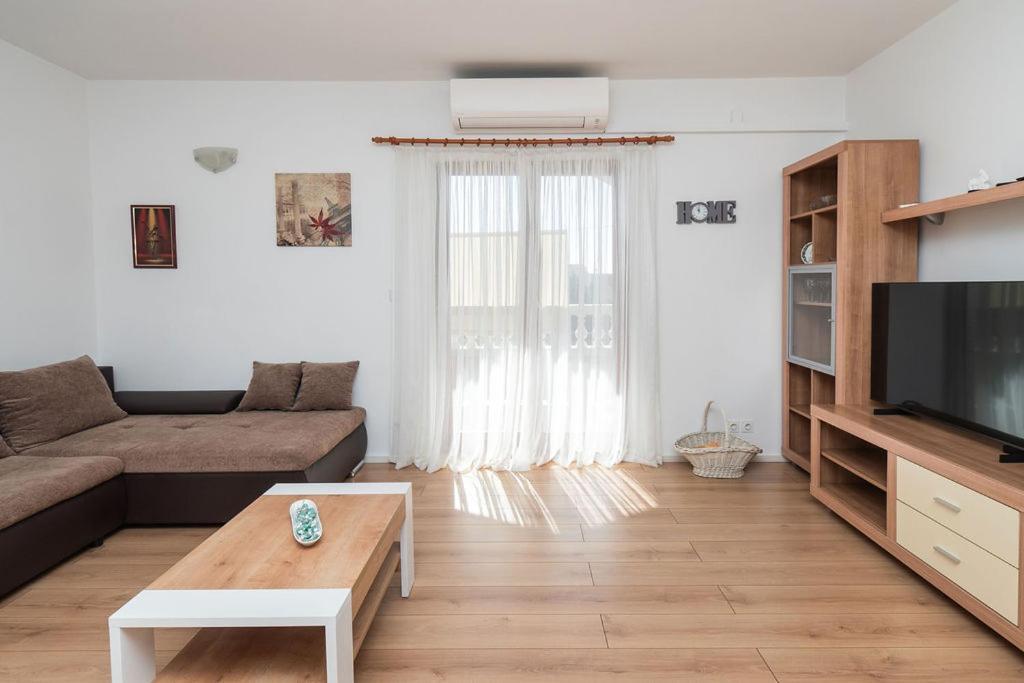 Apartments Janjac Vodice Buitenkant foto