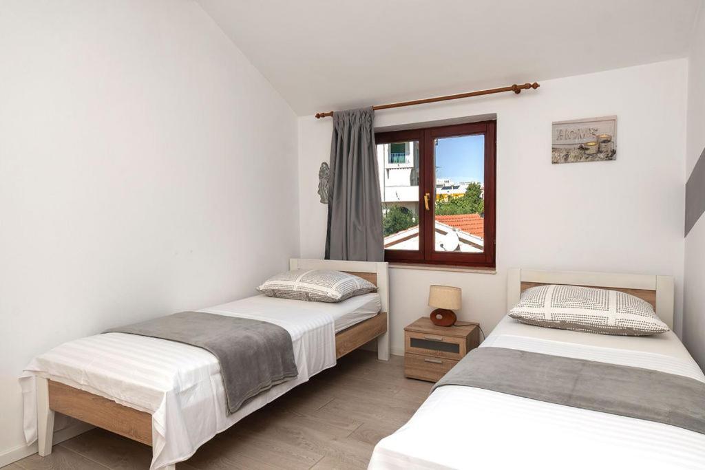 Apartments Janjac Vodice Buitenkant foto
