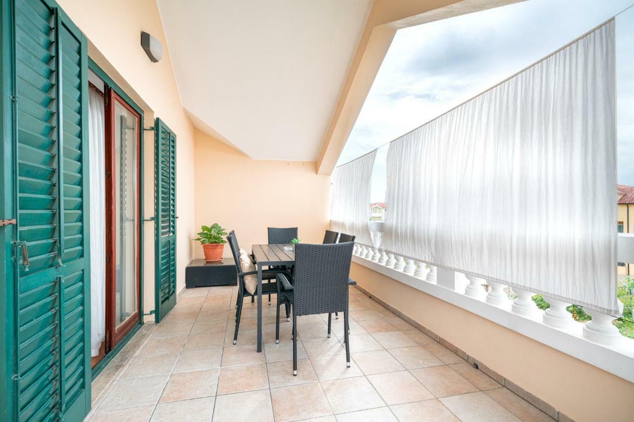 Apartments Janjac Vodice Buitenkant foto