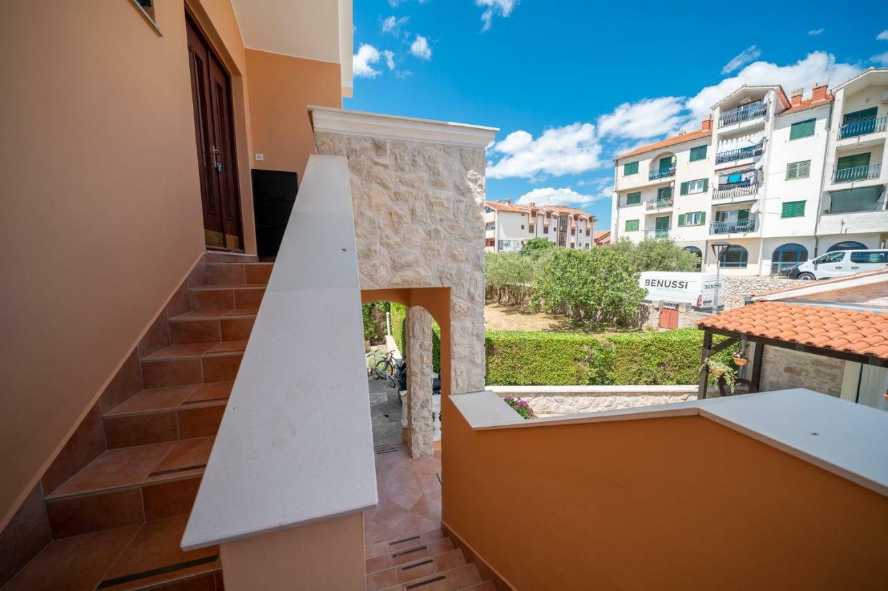 Apartments Janjac Vodice Buitenkant foto