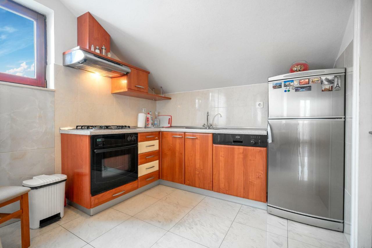 Apartments Janjac Vodice Buitenkant foto